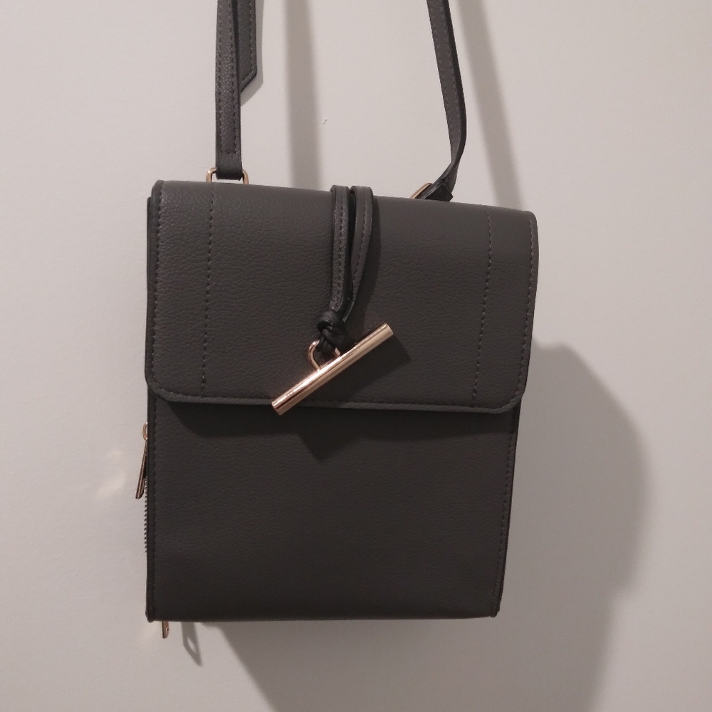🔥5/$20 NWT CROSSBODY HANDBAG